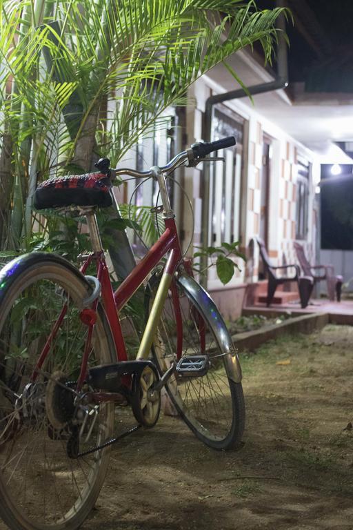 Neem Beach House Trincomalee Exterior foto